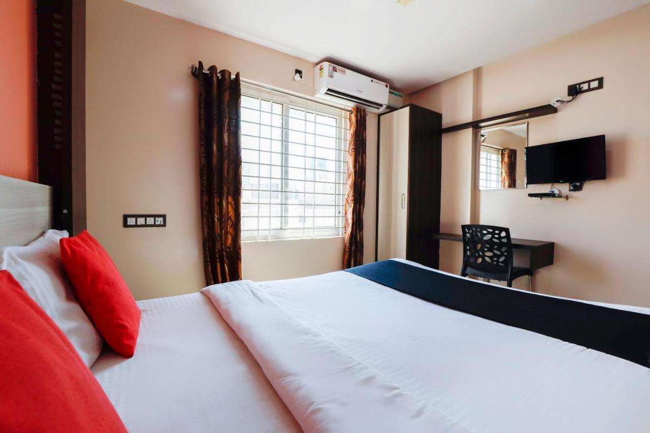 Capital O 70534 Habitat Suites And Rooms Bangalore Exterior foto