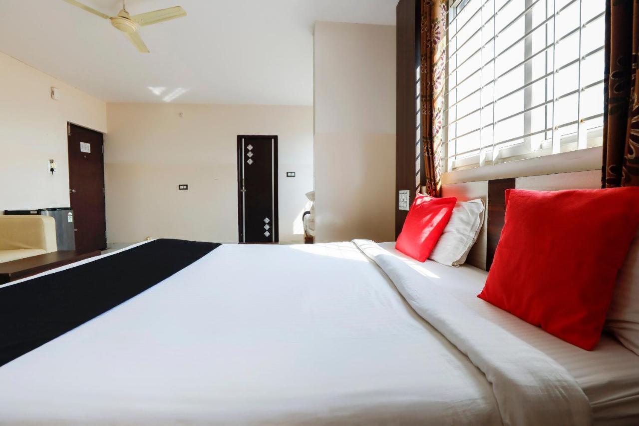 Capital O 70534 Habitat Suites And Rooms Bangalore Exterior foto